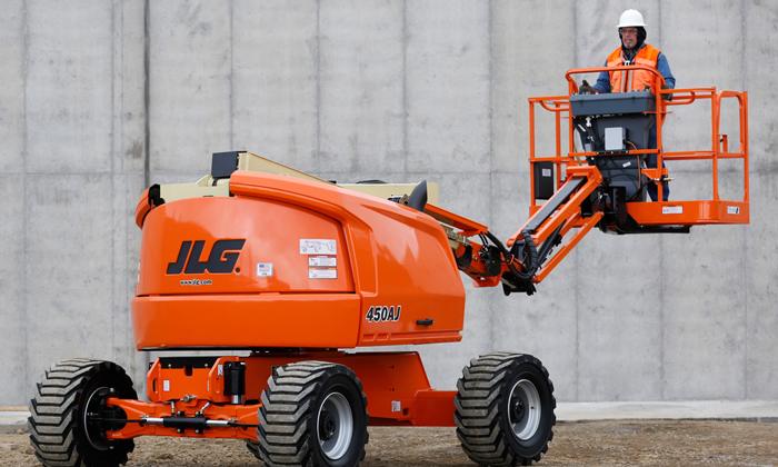 HR12NB Bi Fuel Articulating Boom Lift